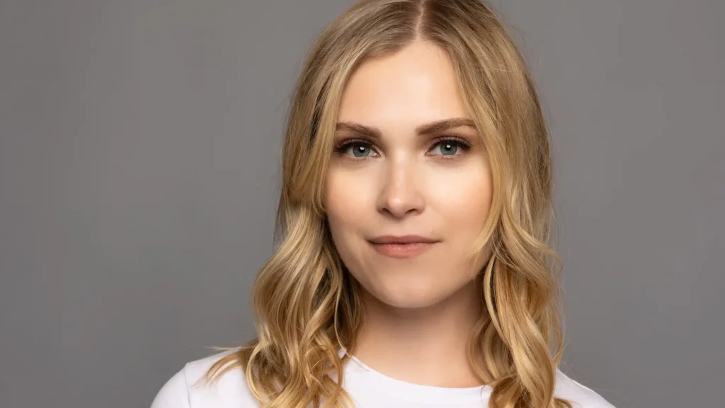 Eliza Taylor Biography: Age, Net Worth, Husband, Children, Parents, Siblings, Career, Wikipedia
