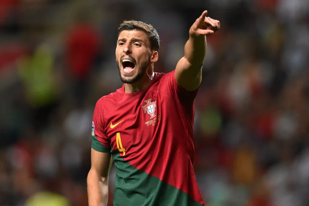 Rúben Dias Biography: Age, Net Worth, Instagram, Spouse, Height, Wiki, Parents, Siblings, Children