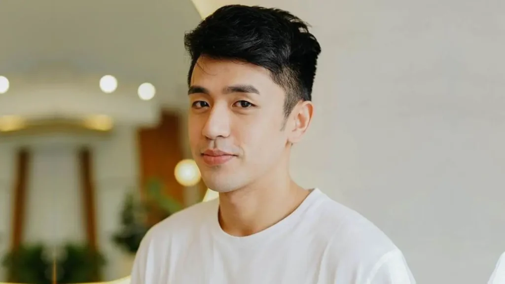David Licauco Biography: Siblings, Age, Net Worth, Family, Girlfriend, Height, Wiki, Twitter