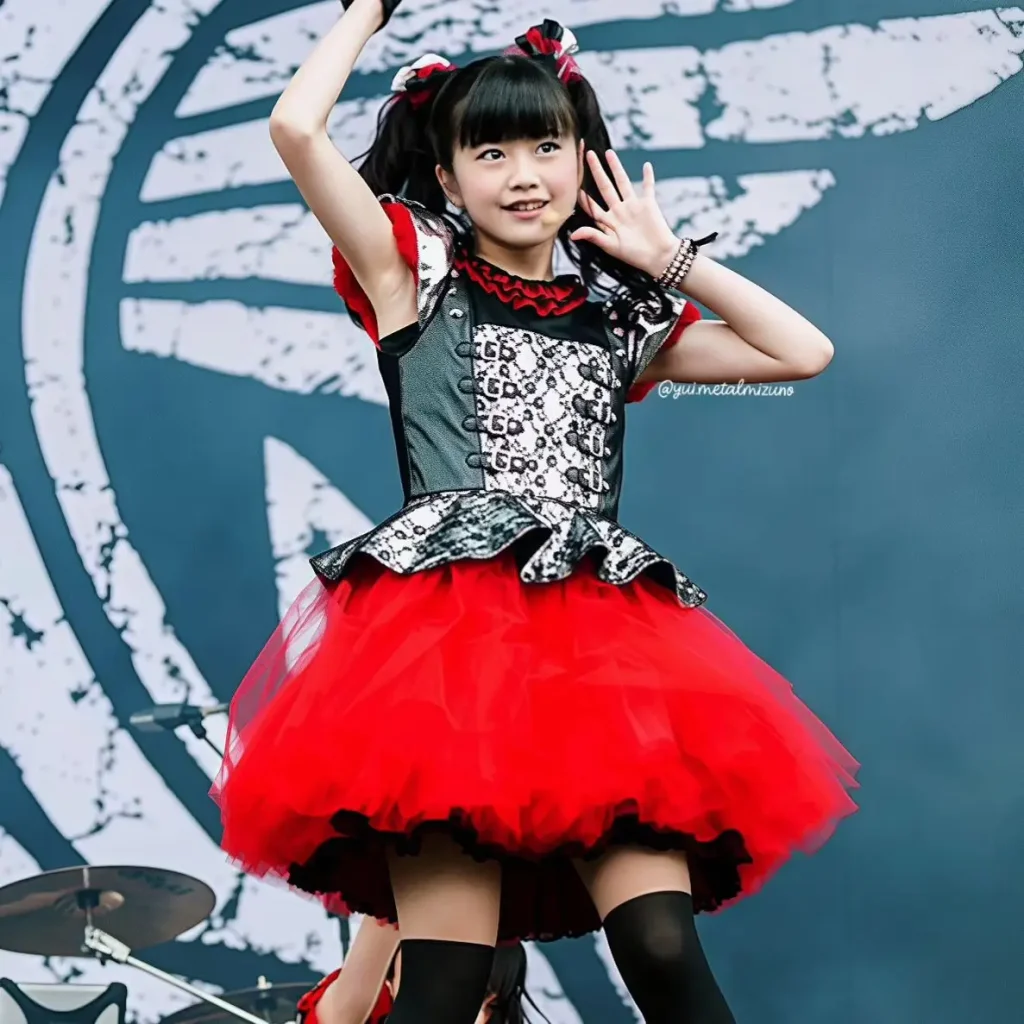 Yui Mizuno Biography: Age, Net Worth, Instagram, Spouse, Height, Wiki, Parents, Siblings, Songs