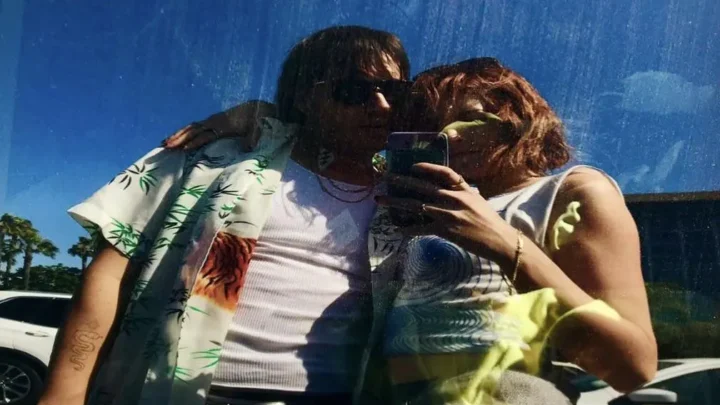 Julian Casablancas’ Girlfriend, Kaya Nichols Biography: Age, Net Worth, Boyfriend, Relationship, Career, Parents, Ethnicity, Wiki, Height