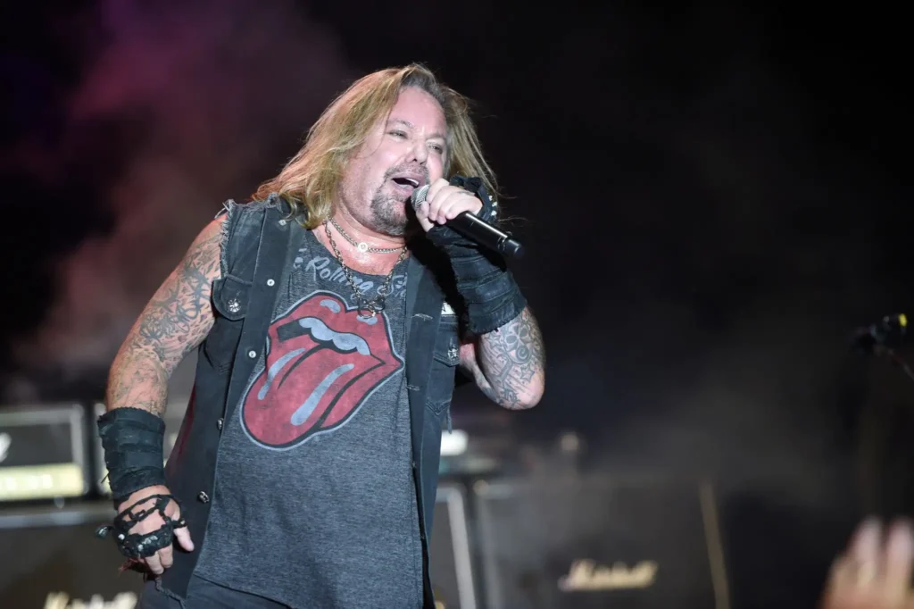 Mötley Crüe Biography: Age, Net Worth, Instagram, Spouse, Height, Wiki, Parents, Siblings, Founder, Members