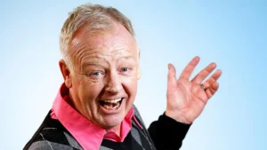 Les Dennis