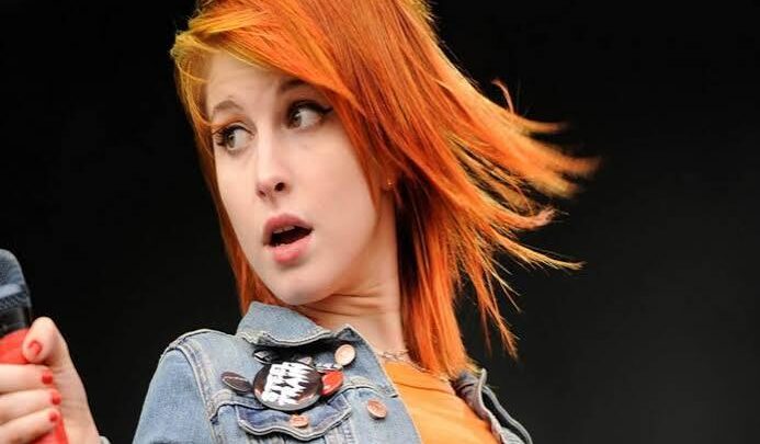 Hayley Williams Biography: Boyfriend, Songs, Net Worth, Age, Instagram, Albums, Height, Wikipedia, Photos