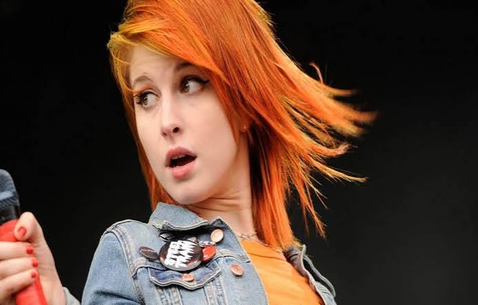 Hayley Williams Biography: Boyfriend, Songs, Net Worth, Age, Instagram, Albums, Height, Wikipedia, Photos