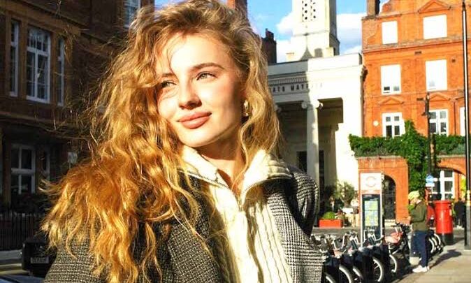 Elizabeth Vasilenko Biography: Age, Net Worth, Instagram, Spouse, Height, Wiki, Parents, Siblings, Movies