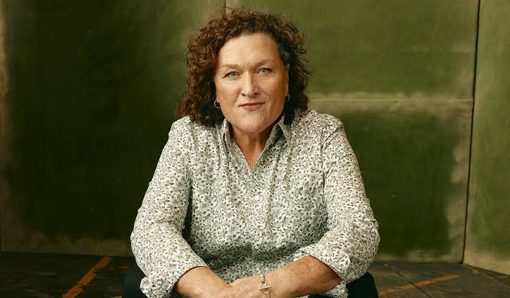 Dot Marie Jones Biography: Net Worth, Age, Siblings, Instagram, Spouse, Height, Siblings, Movies & TV Shows, Wiki, Awards