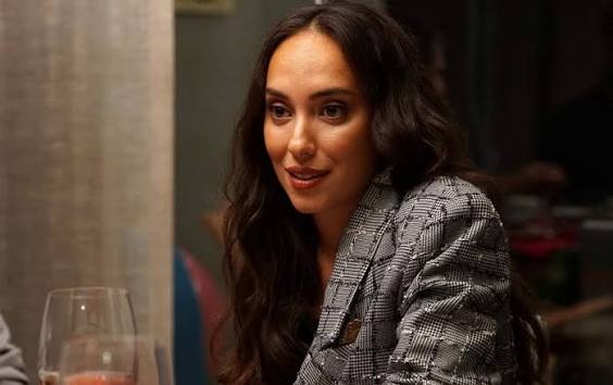 Duygu Sarisin Biography: Age, Net Worth, Instagram, Spouse, Height, Wiki, Parents, Siblings, Movies, Awards