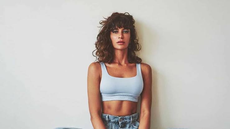 Berrak Tuzunataç Biography: Age, Net Worth, Instagram, Spouse, Height, Wiki, Parents, Siblings, Movies, Awards