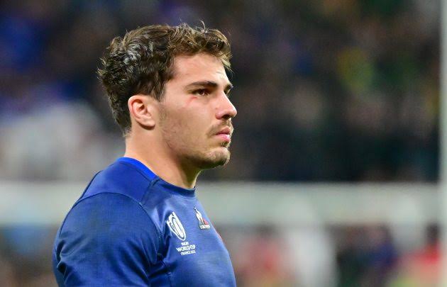 Antoine Dupont Biography: Age, Net Worth, Instagram, Spouse, Height, Wiki, Parents, Siblings, Team