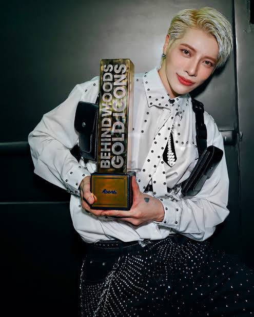 Aoora Biography: Age, Net Worth, Instagram, Spouse, Height, Wiki, Parents, Siblings, Songs