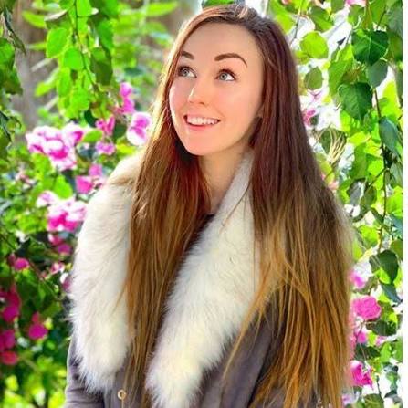 Clare Siobhan Callery Biography: Age, Net Worth, Instagram, Spouse, Height, Wiki, Parents, Siblings, Children