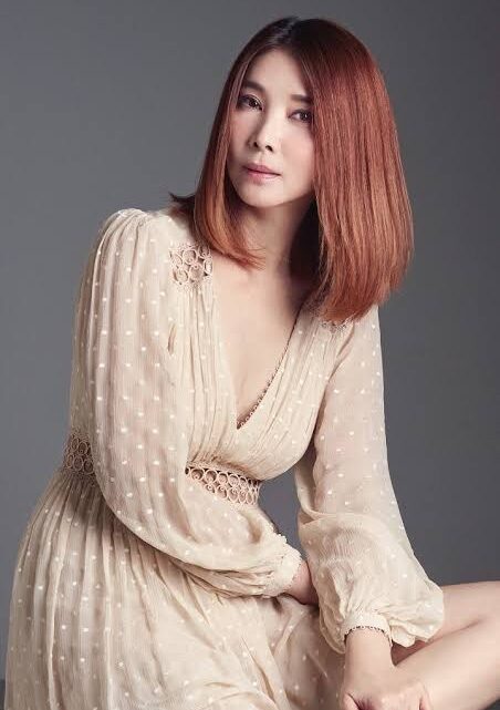 Chen Xiuhuan Biography: Age, Net Worth, Instagram, Spouse, Height, Wiki, Parents, Siblings, Movies