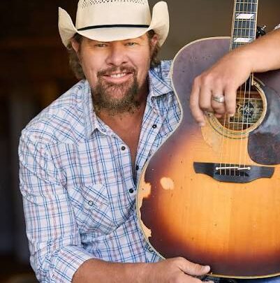 Toby Keith Biography: Age, Net Worth, Wife, Children, Parents, Siblings, Songs, Death