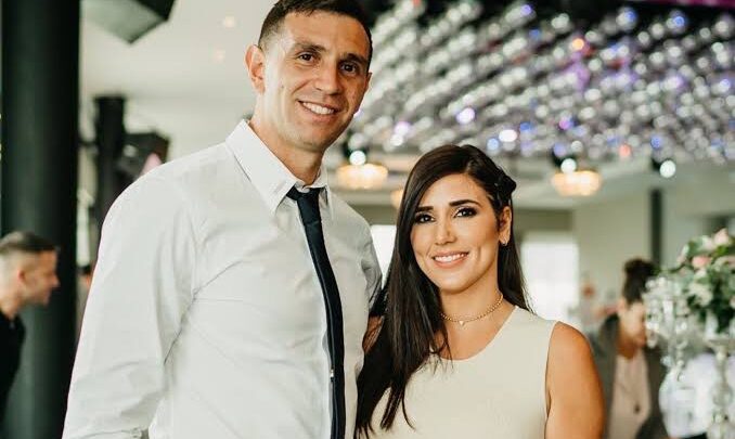 Emiliano Martínez’s wife Mandinha Martinez Biography: Age, Net Worth, Instagram, Spouse, Height, Wiki, Parents, Siblings