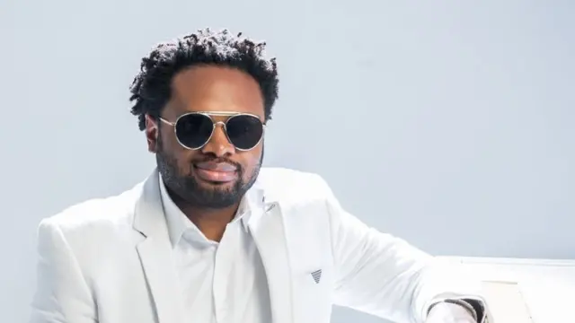 Cobhams Asuquo Biography: Wife, Age, Net Worth, Songs, Photos, State Of Origin, Wikipedia, Instagram, Children