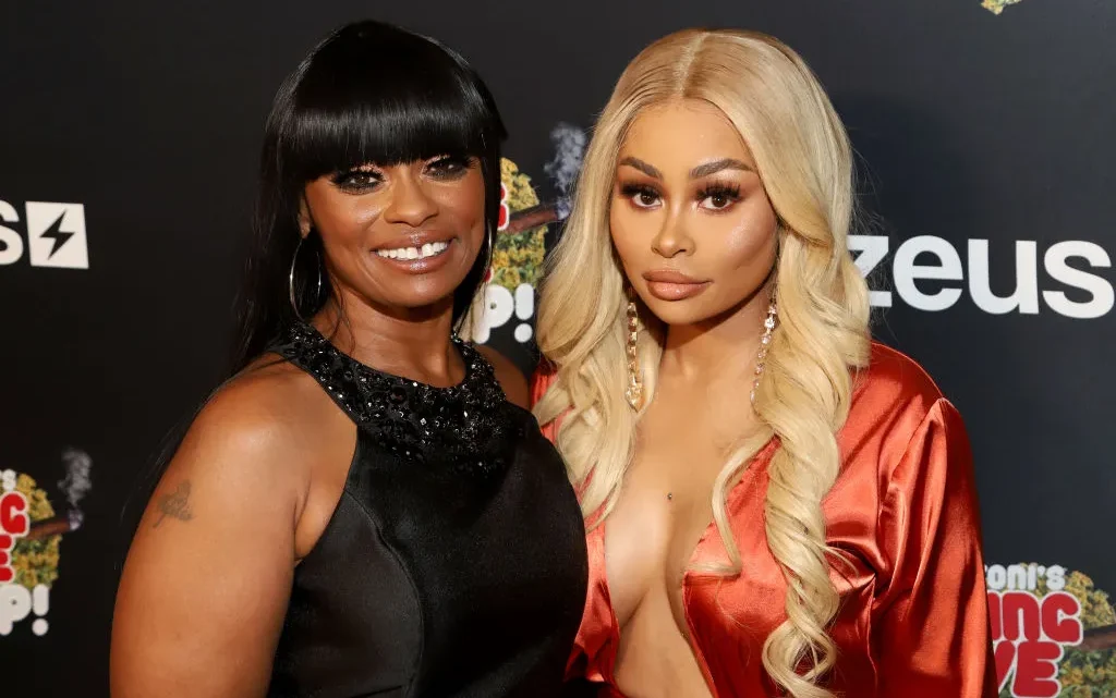 Blac Chyna’s mother Shalana Hunter Biography: Age, Net Worth, Instagram, Spouse, Height, Wiki, Parents, Siblings, Children Blac Chyna’s mother Shalana Hunter Biography: Age, Net Worth, Instagram, Spouse, Height, Wiki, Parents, Siblings, Children