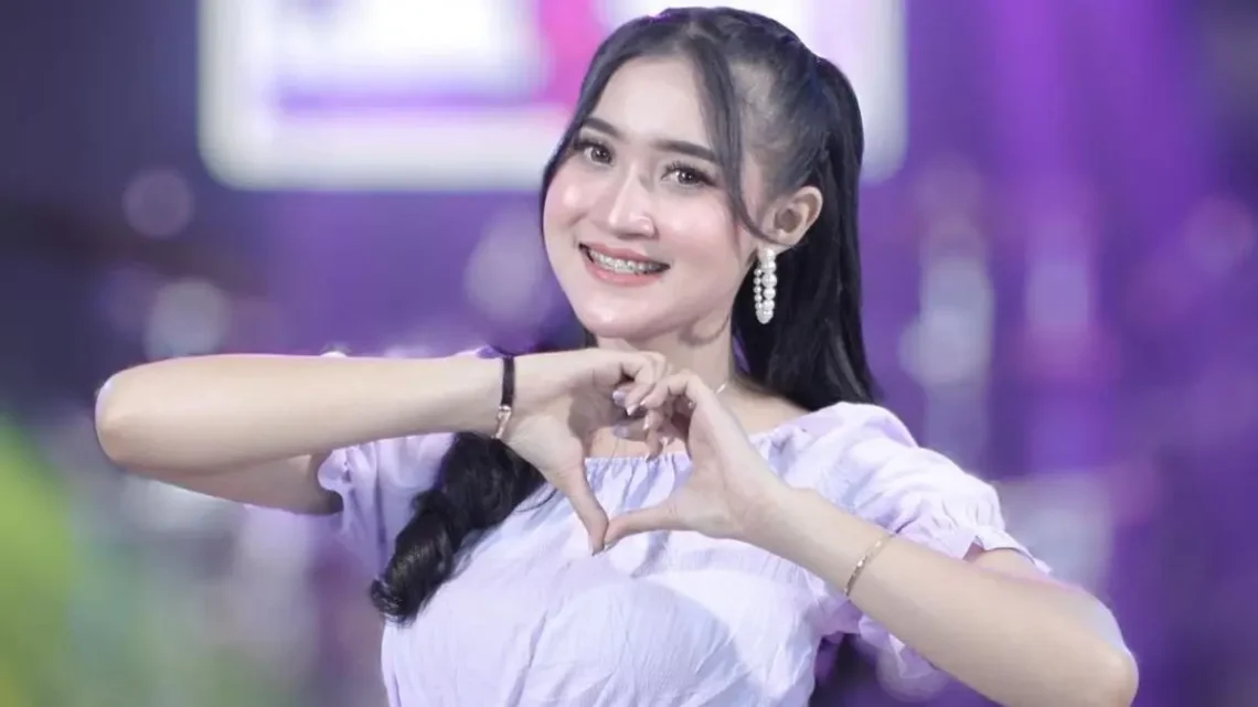 Yeni Inka Biography: Net Worth, Age, Wikipedia, Kids, Husband, Instagram, Pictures, Family, YouTube