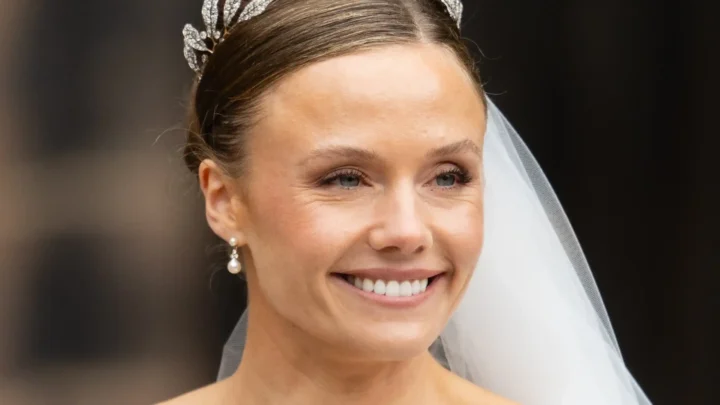 Olivia Henson Biography: Age, Height, Net Worth, Parents, Husband, Children