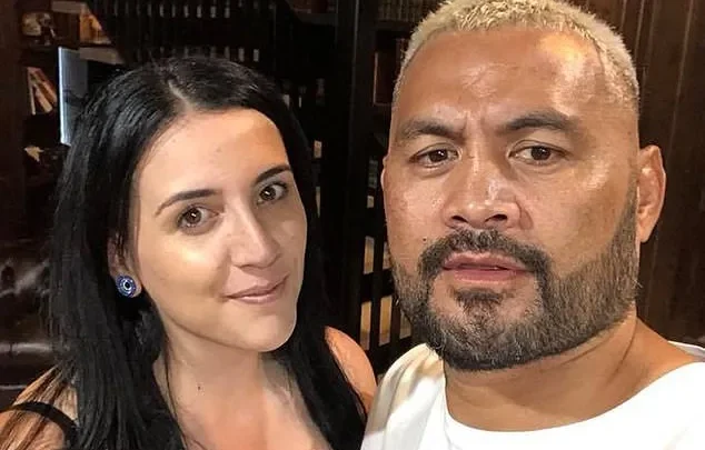 Mark Hunt’s Wife Julie Hunt Biography: Age, Net Worth, Instagram, Spouse, Height, Wiki, Parents, Siblings, Children