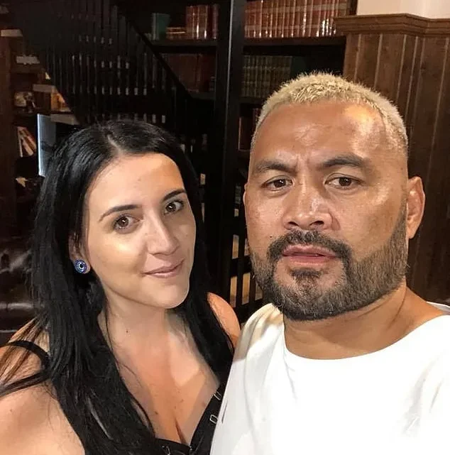 Mark Hunt’s Wife Julie Hunt Biography: Age, Net Worth, Instagram, Spouse, Height, Wiki, Parents, Siblings, Children