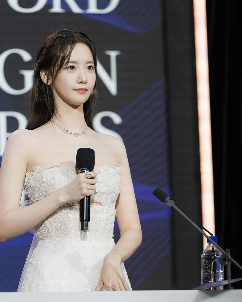 Im Yoon-ah Biography: Age, Net Worth, Instagram, Spouse, Height, Wiki, Parents, Siblings, Occupation, Movies, Songs, Awards