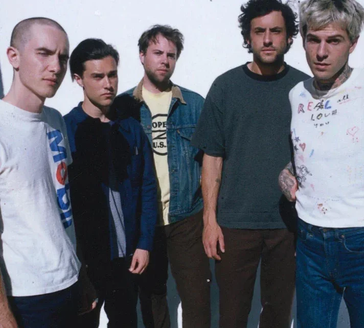 The Neighbourhood Biography: Net Worth, Age, Instagram, Height, Wikipedia, Members, Songs