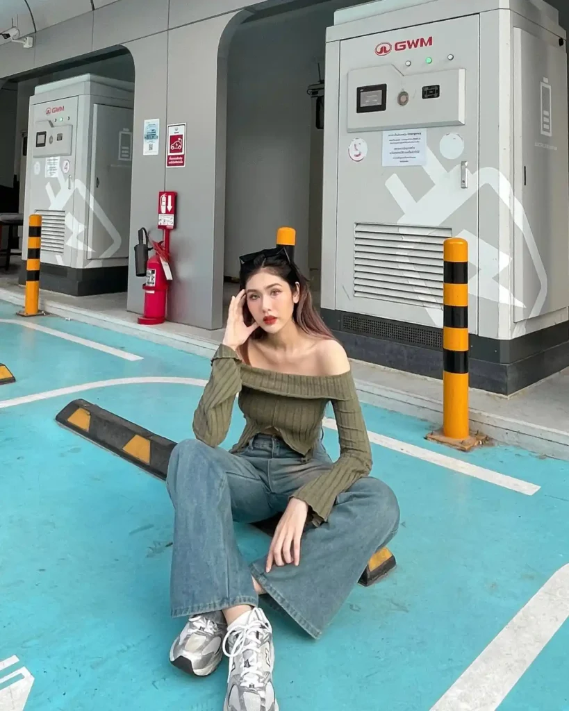Mind Sawaros Nekkham Biography: Age, Net Worth, Instagram, Spouse, Height, Wiki, Parents, Siblings, Children, Awards