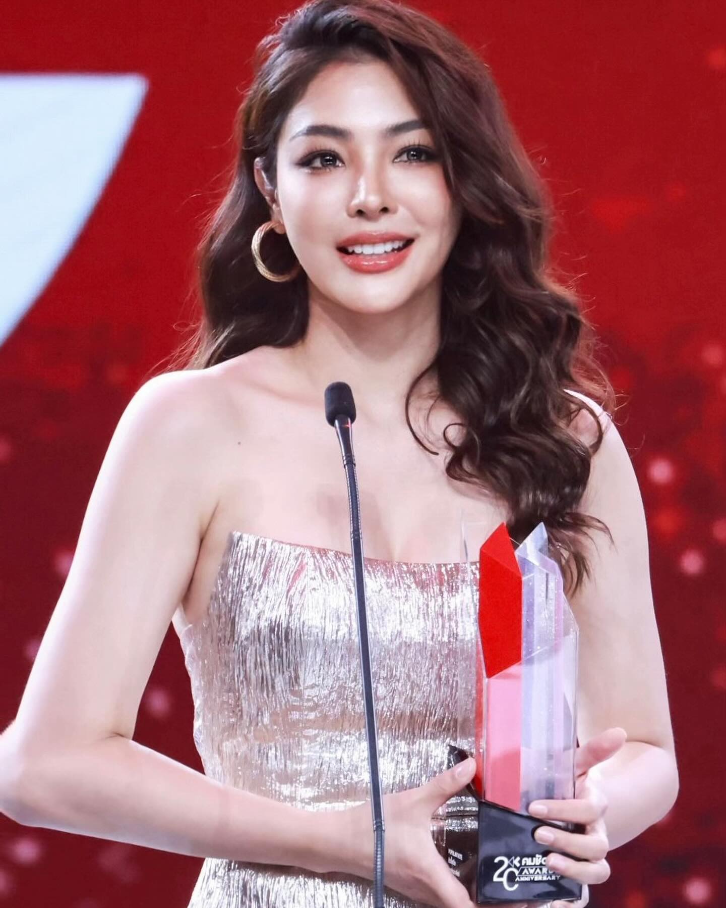 Faye Malisorn Faye Malisorn Biography: Age, Net Worth, Instagram, Spouse, Height