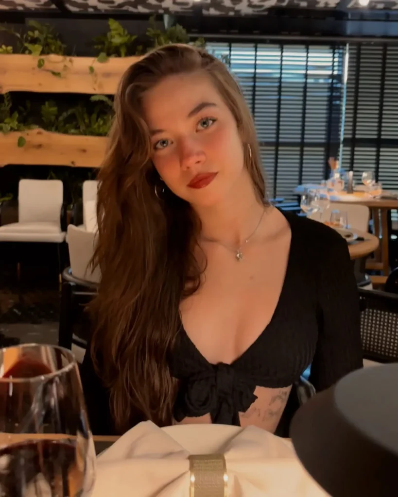 Alisa Sezen Sever Biography: Age, Net Worth, Instagram, Spouse, Height, Wiki, Parents, Siblings, Children, Movies