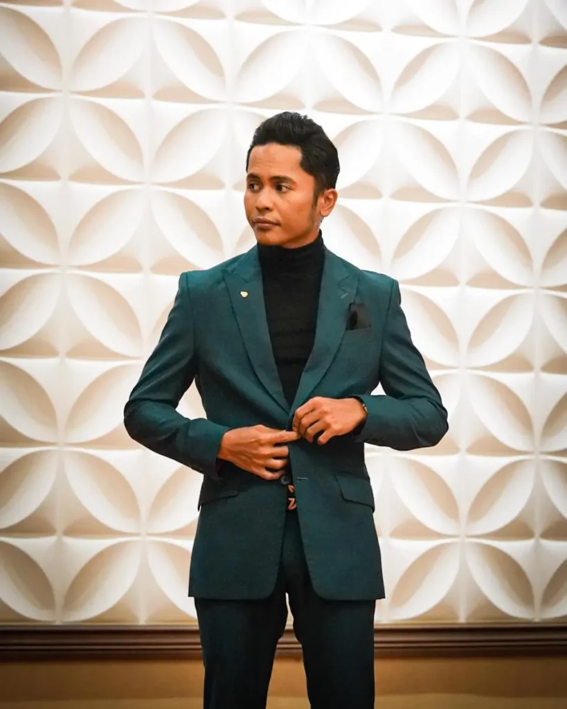 Hafiz Suip Biography: Age, Net Worth, Instagram, Spouse, Height, Wiki, Parents, Siblings, Children