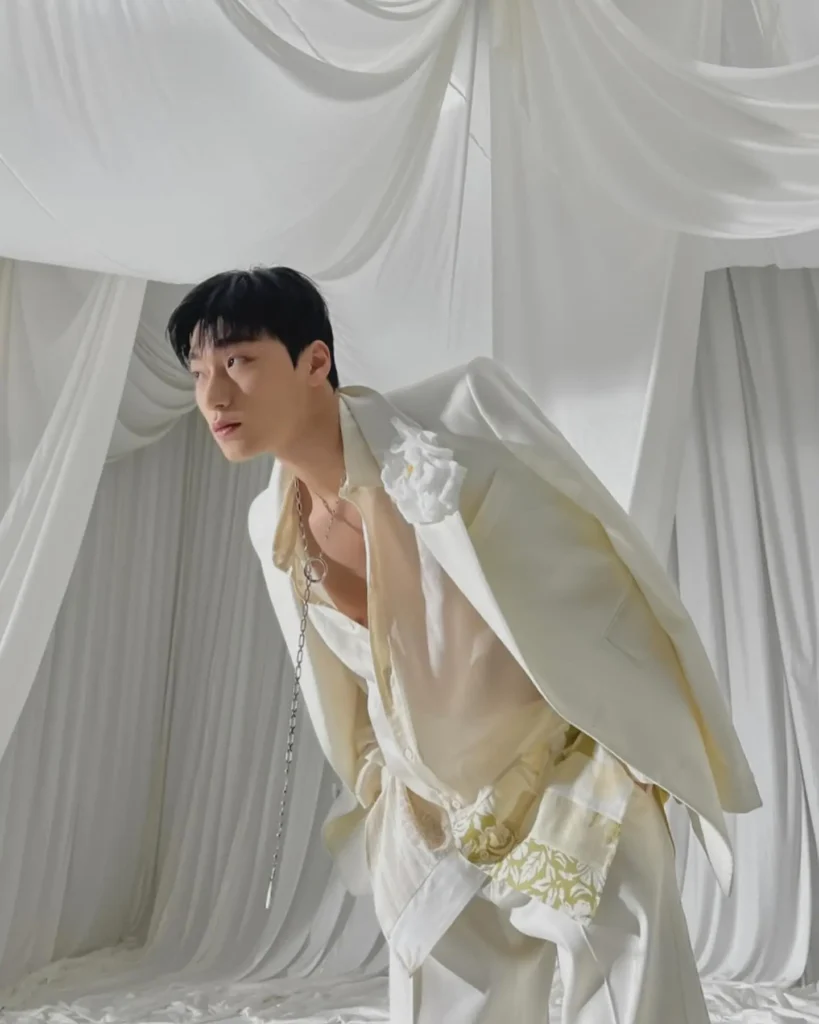 Choi San Biography: Age, Net Worth, Instagram, Spouse, Height, Wiki, Parents, Siblings, Children, Songs
