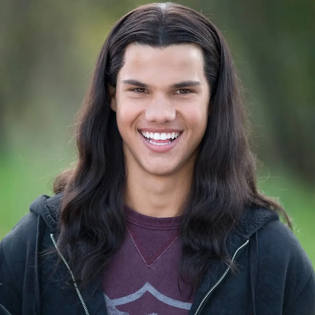 Taylor Lautner Biography: Awards, Instagram, Parents, Wiki, Wife, Height, Age, Movies & TV Shows, Net Worth