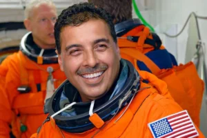 José M. Hernández