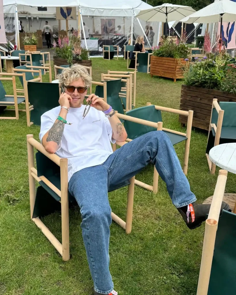 Christopher Nissen Biography: Age, Net Worth, Instagram, Spouse, Height, Wiki, Parents, Siblings, Children, Songs, Awards
