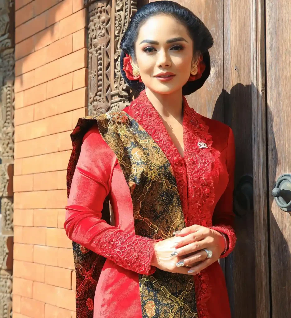 Krisdayanti Biography: Age, Net Worth, Instagram, Spouse, Height, Wiki, Parents, Siblings, Children