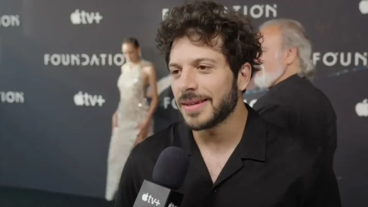 Dimitri Leonidas Biography: Age, Wikipedia, Net Worth, Pictures, Instagram, TV Shows, Girlfriend, Movies