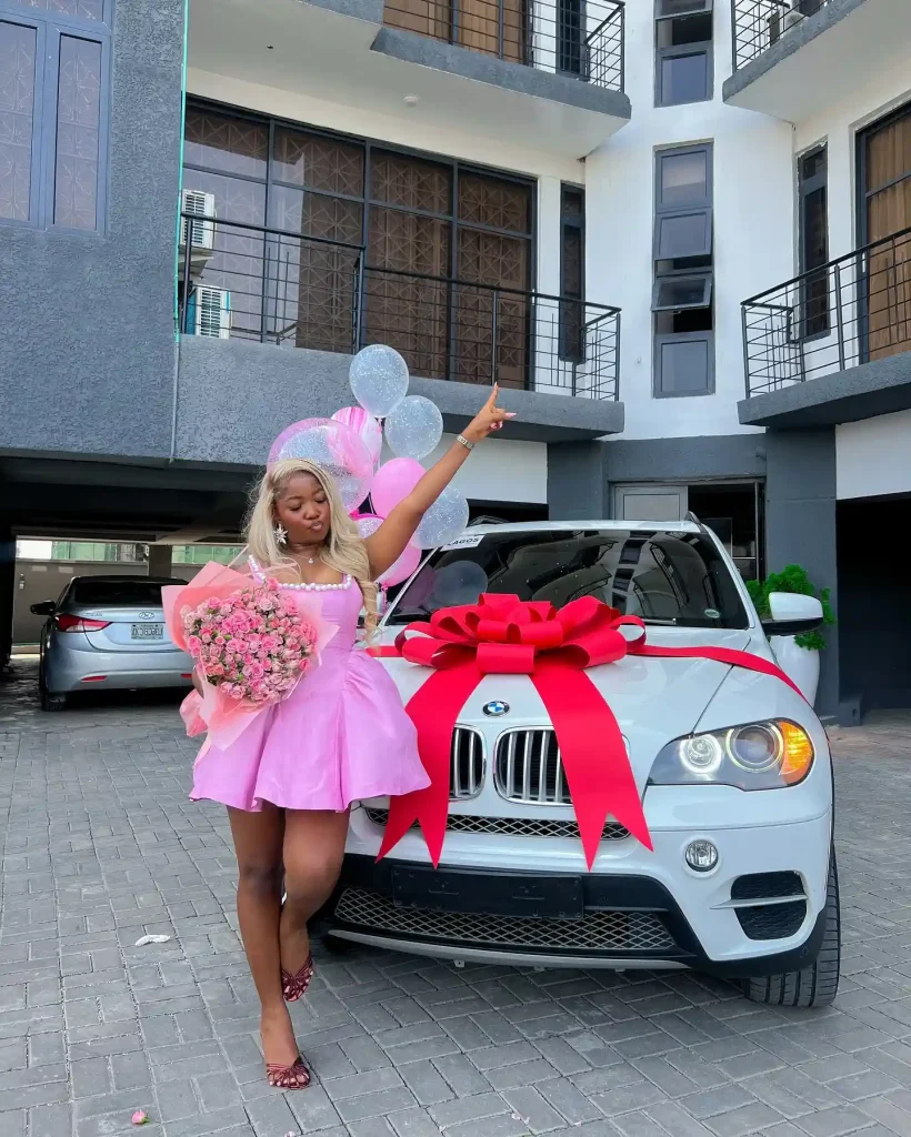 Simi Sanya Biography: Age, Net Worth, Instagram, Spouse, Height, Wiki, Parents, Siblings, Children