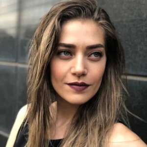 Oznur Serceler