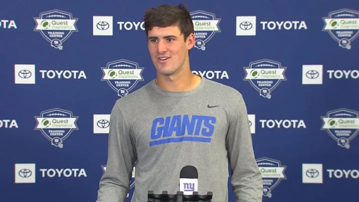 Daniel Jones Biography: Age, Net Worth, Instagram, Spouse, Height, Wiki, Parents, Siblings, Children