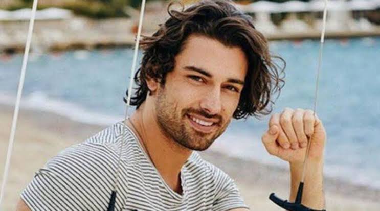 Alp Navruz Biography: Age, Net Worth, Instagram, Spouse, Height, Wiki, Parents, Siblings, Children, Movies