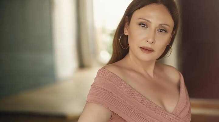 Gulcin Santircioglu Biography: Age, Net Worth, Instagram, Spouse, Height, Wiki, Parents, Siblings, Children, Movies