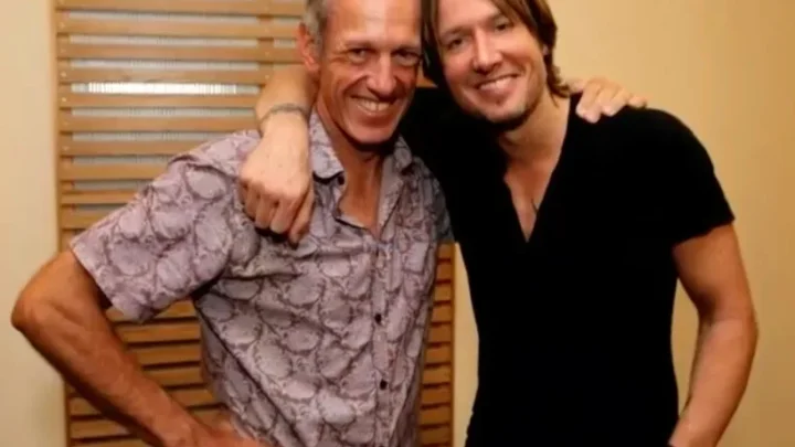 Keith Urban’s Brother, Shane Urban Bio: Age, Spouse, Net Worth, Parents, Siblings, Career, Wiki, Height