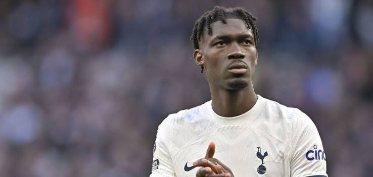 Tottenham’s Yves Bissouma Suspended After Laughing Gas Post