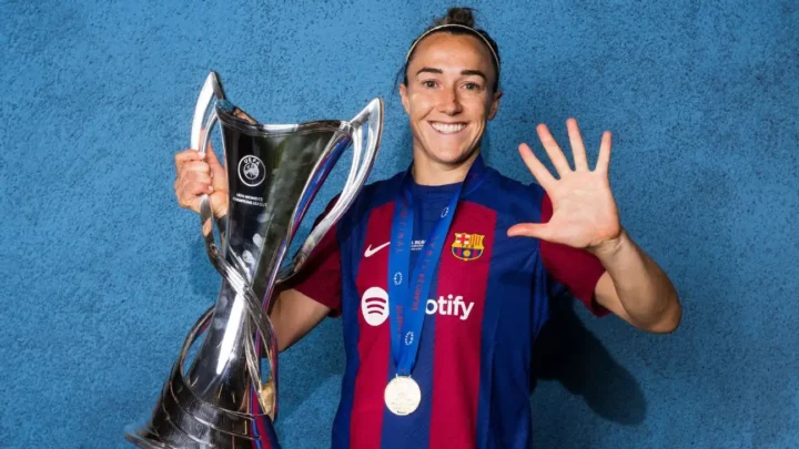 Lucy Bronze Biography: Age, Net Worth, Instagram, Spouse, Height, Wiki, Parents, Siblings, Children, Awards