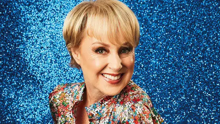 Sally Dynevor Bio: Age, Net Worth, Husband, Children, Family, Movies, Parents, TV Shows