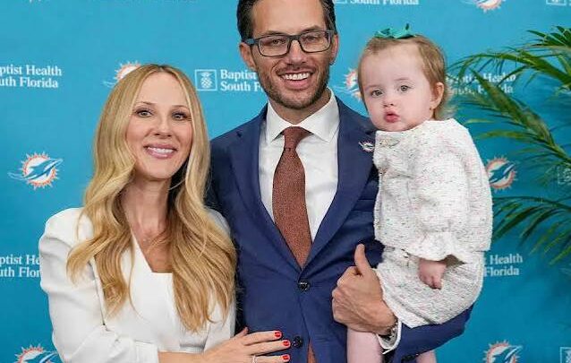 Mike McDaniel’s Wife,  Katie Hemstalk Biography: Husband, Age, Net Worth, Nationality, Parents, Wiki, Occupation, Kids