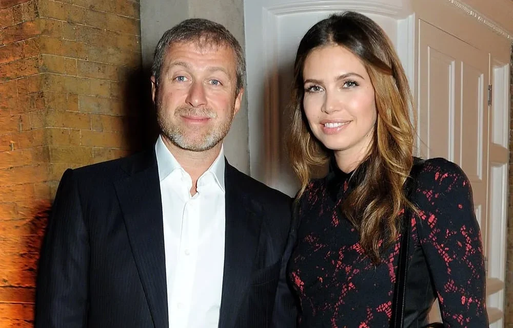 Who is Dasha Zhukova? Roman Abramovich ex-wife Bio: Net Worth, Age, Husband, Parents, Children, Height, Family