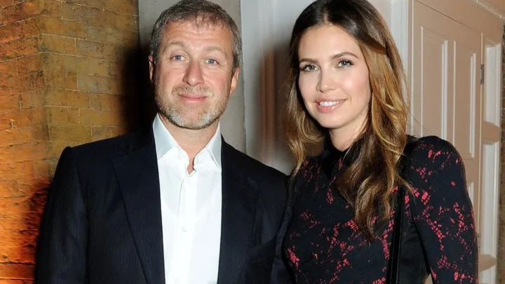 Who is Dasha Zhukova? Roman Abramovich ex-wife Bio: Net Worth, Age, Husband, Parents, Children, Height, Family