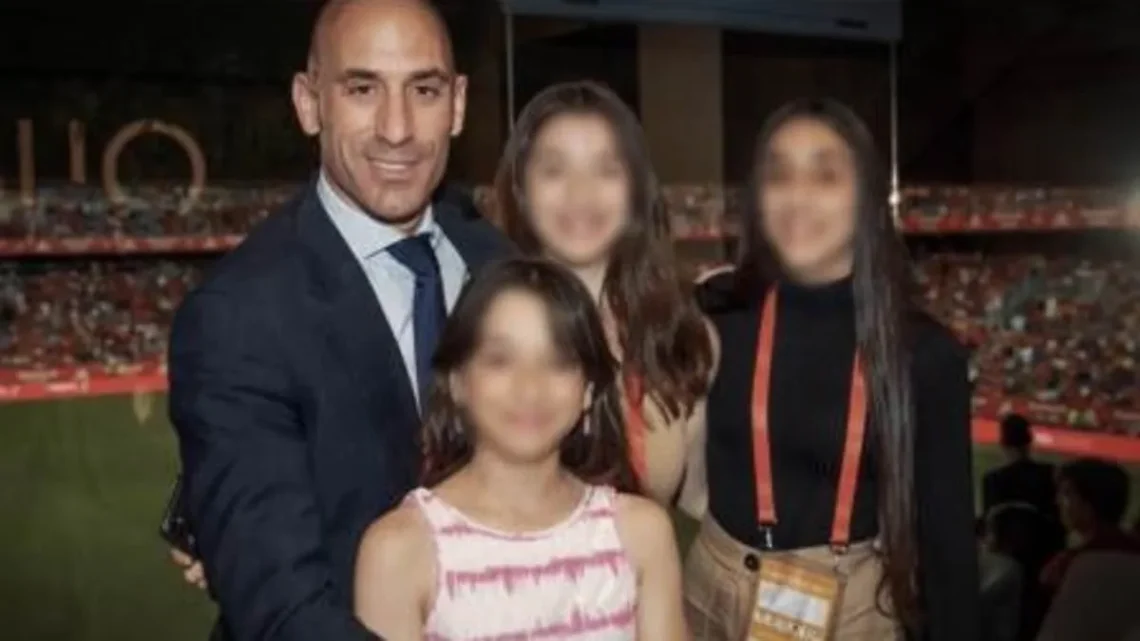 Luis Rubiales’ Wife, Manuela Delicado Vega Biography: Age, Net Worth, Spouse, Height, Wiki, Parents, Children, Career